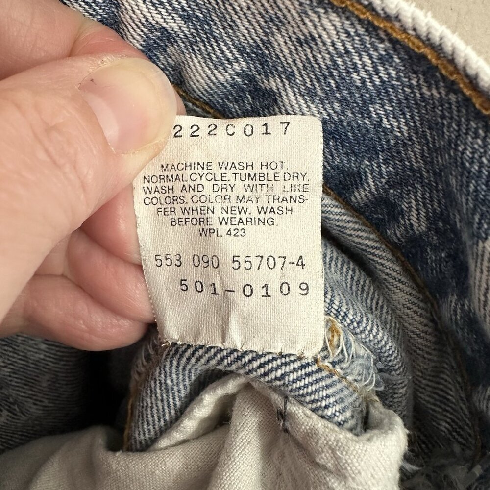 LEVIS 501 jeans acid wash blue 25W 31L US 2 4 vintage 80s 90s high rise straight - Picture 14 of 14